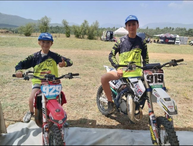 Moritz und Maximilian Ernecker bei der Junioren WM in Griechenland